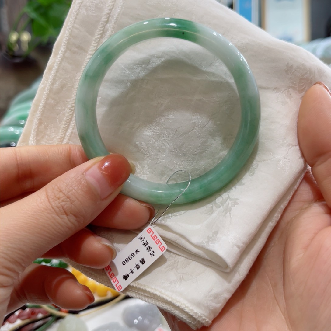 【闪购商品】未镶嵌手镯翡翠55-57圈口