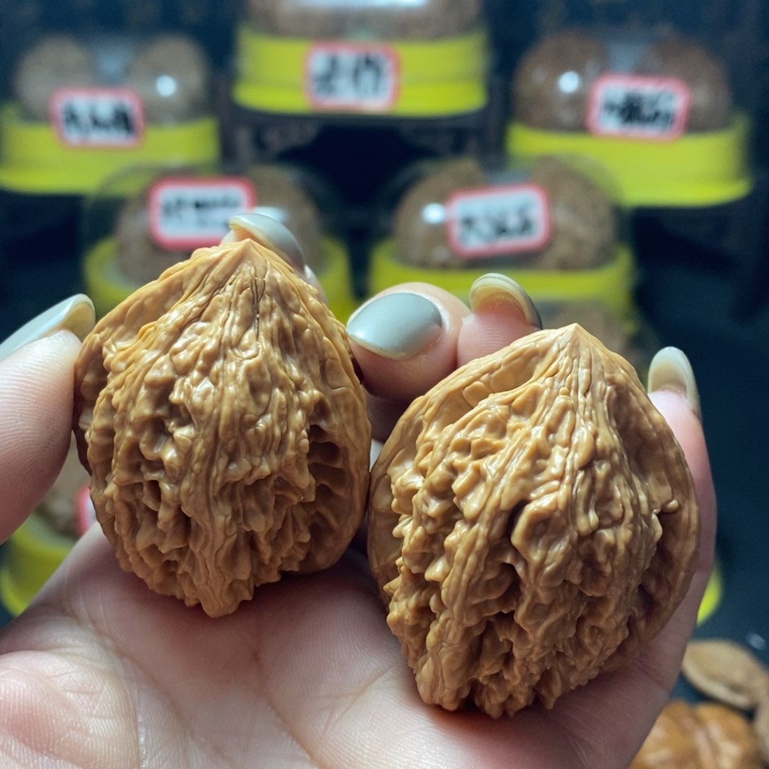 文玩核桃把件16好大沽石38尺