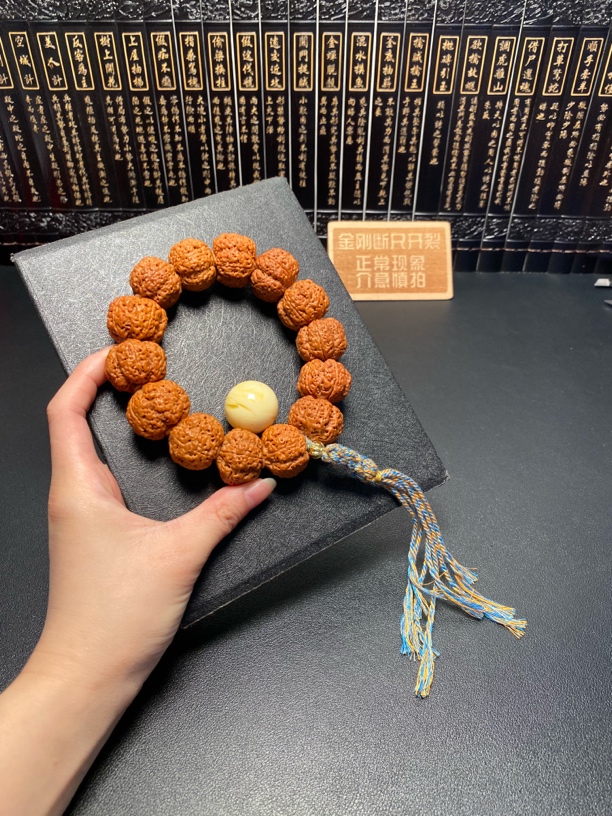 王炸，高山蜜王金刚菩提（6号）