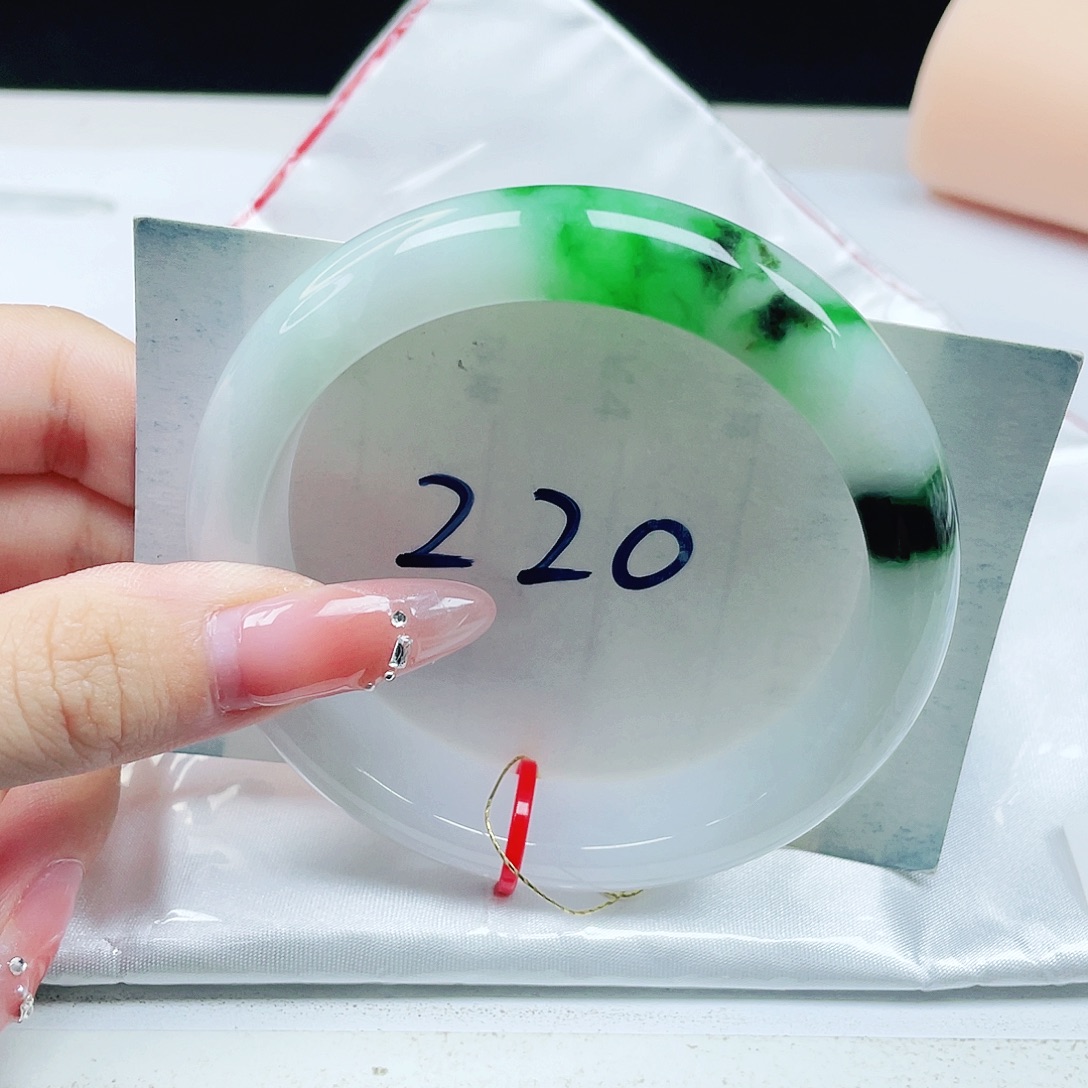 未镶嵌手镯翡翠58