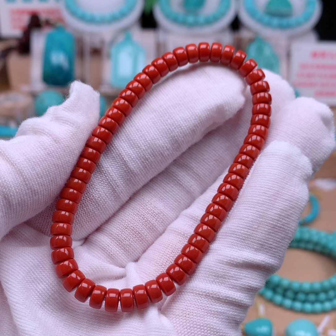 南红玛瑙未镶嵌珠宝奇石