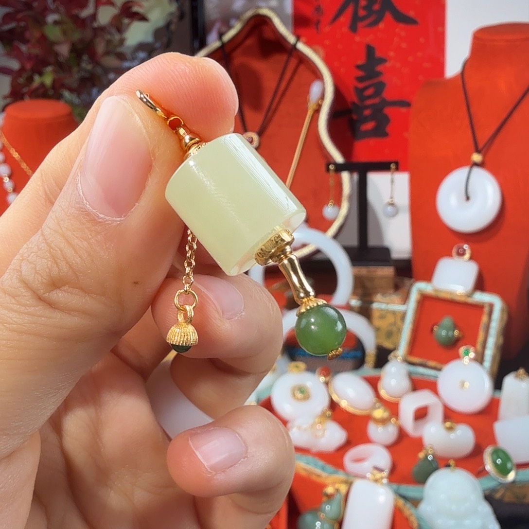 和田玉银S925镶嵌颈饰