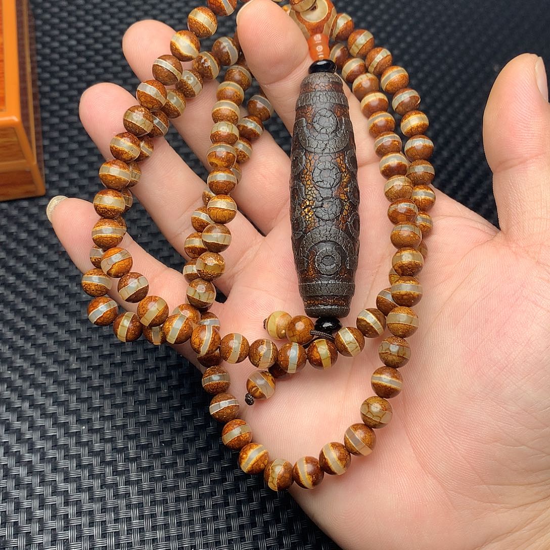 阿***友玛瑙/玉髓未镶嵌手链