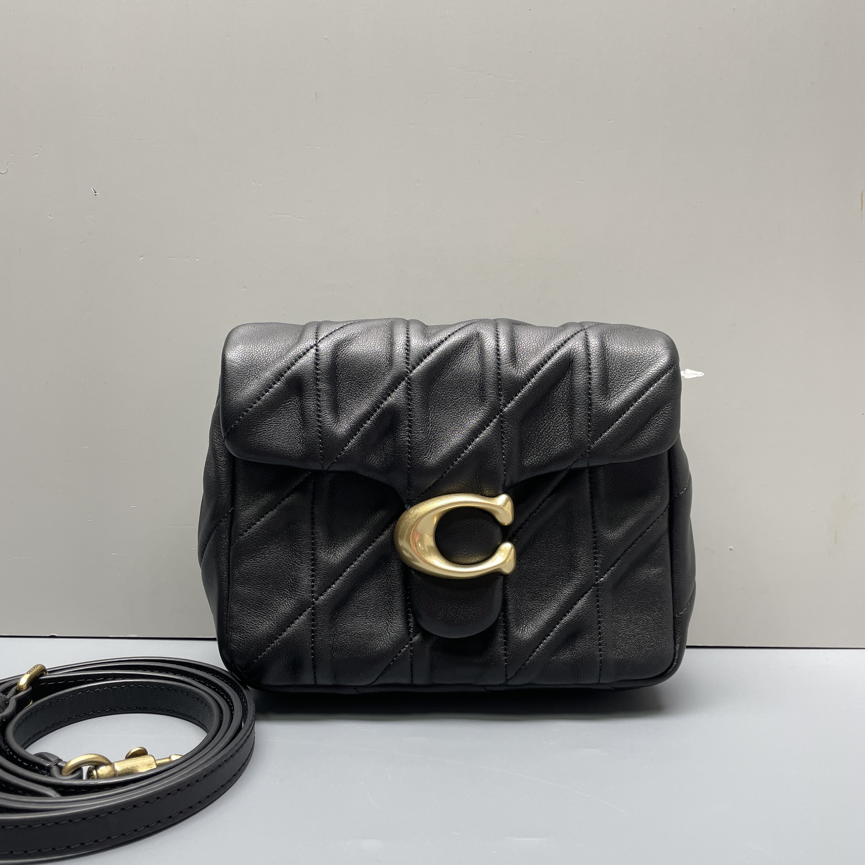 95新 COACH/蔻驰 少肩带/tabby17黑色斜挎包17*14*5cmMB121106