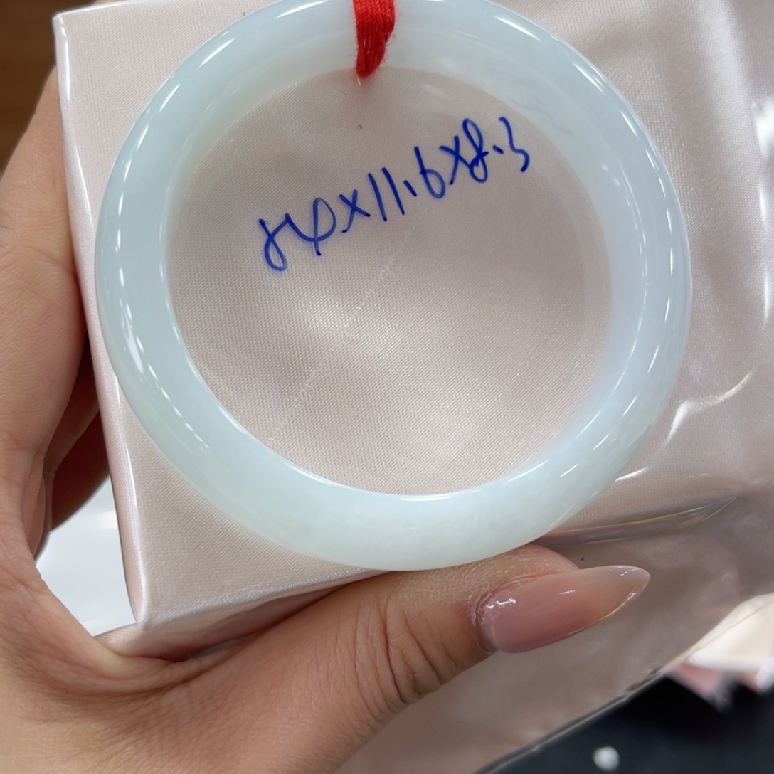 未镶嵌手镯翡翠翡翠