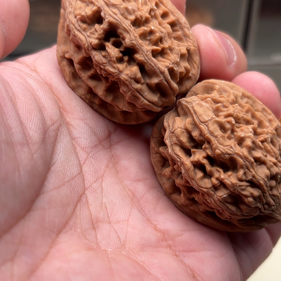 把件文玩核桃大沽石