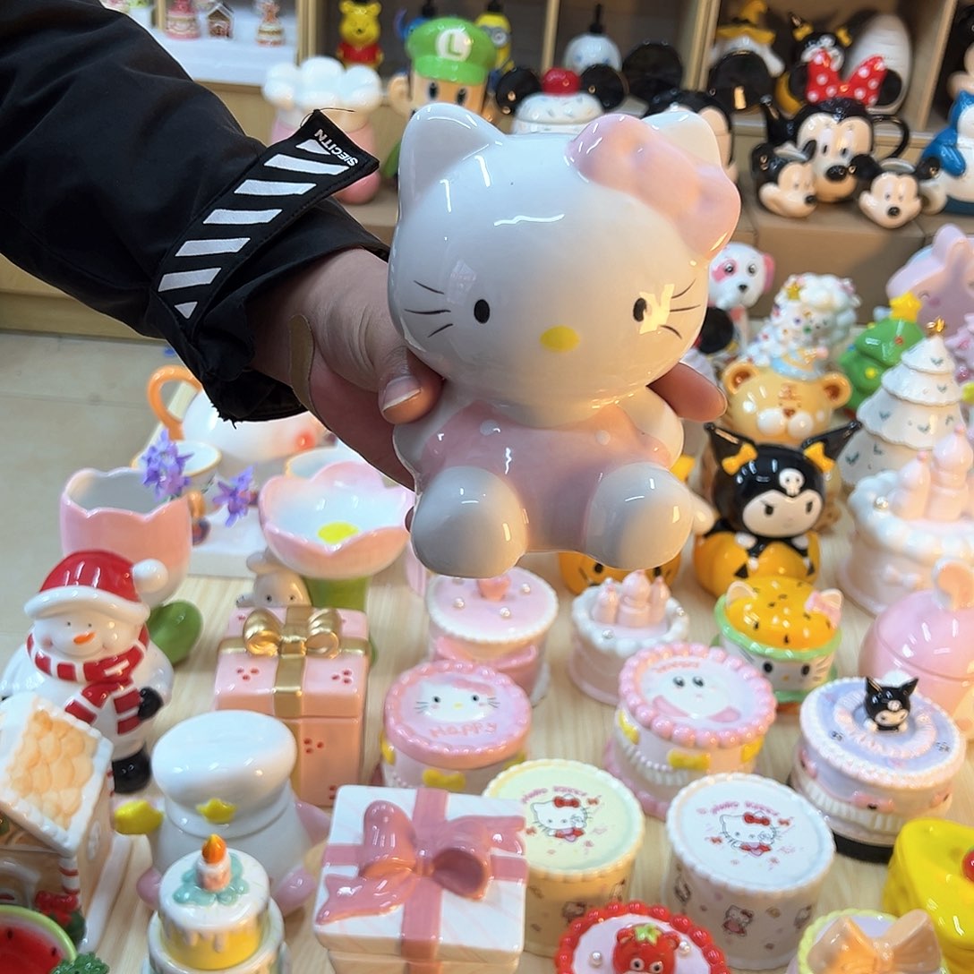 摆件陶瓷等行业的产品出口