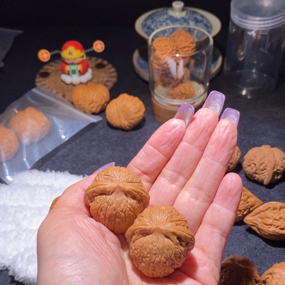 文玩核桃吊坠大***大乾隆磨34+