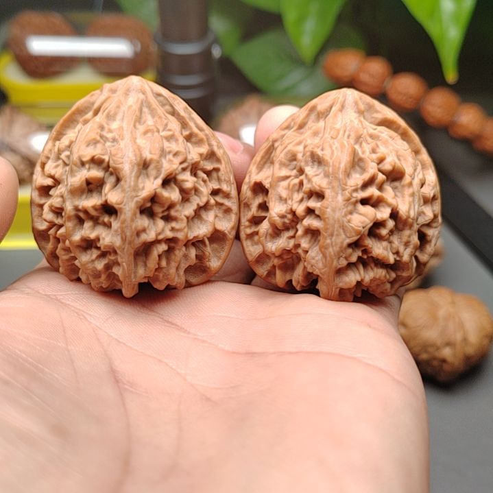 桃核吊坠三角苹果园