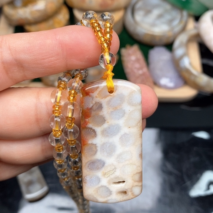 硅化珊瑚（珊瑚玉）手镯未镶嵌