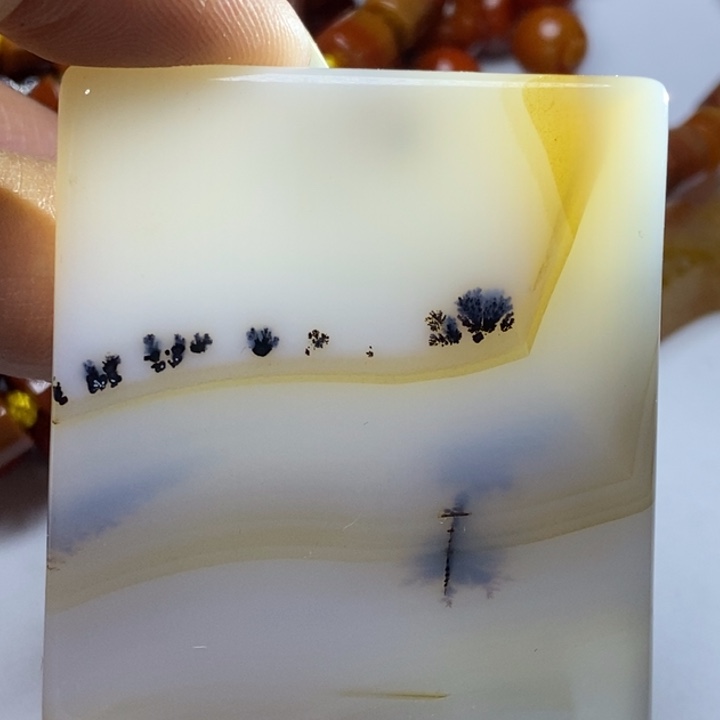 玛瑙/玉髓颈饰未镶嵌