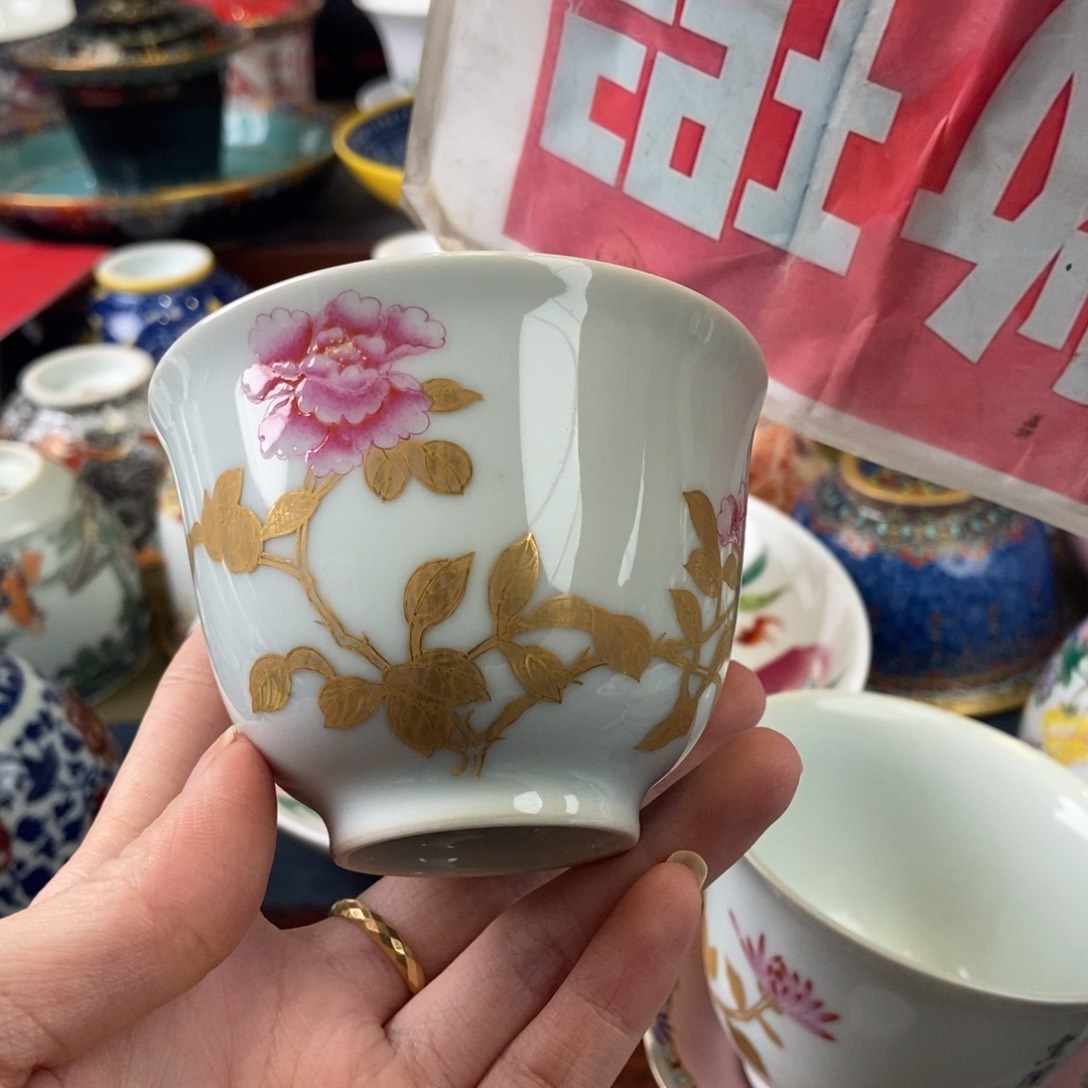 陶瓷艺术家的作品是一种