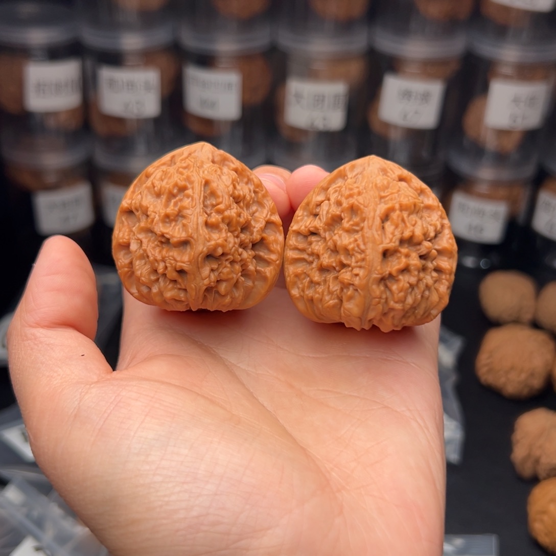 文玩核桃吊坠～*～南蒋石