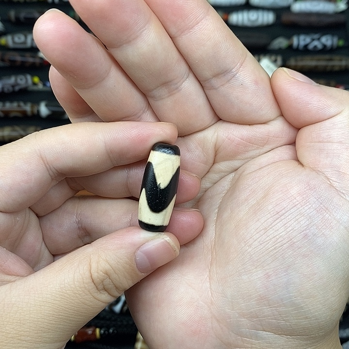 未镶嵌玛瑙/玉髓珠宝半成品
