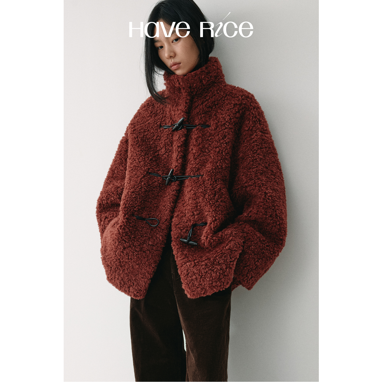 【温暖咩咩羊羔毛外套】 复古慵懒柔软卷卷毛牛角扣外套