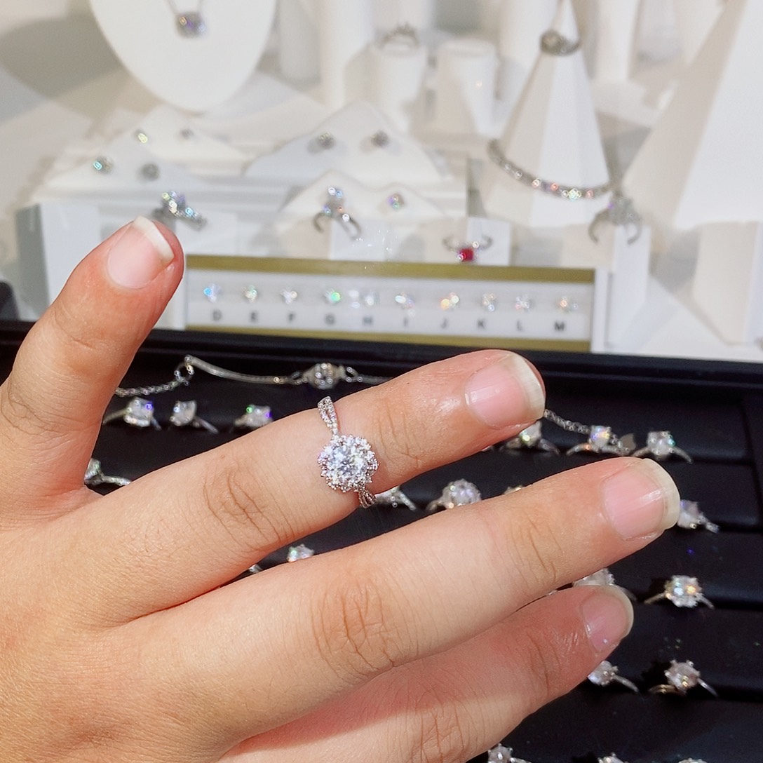 D***_925银合成碳硅石艾莎公主10