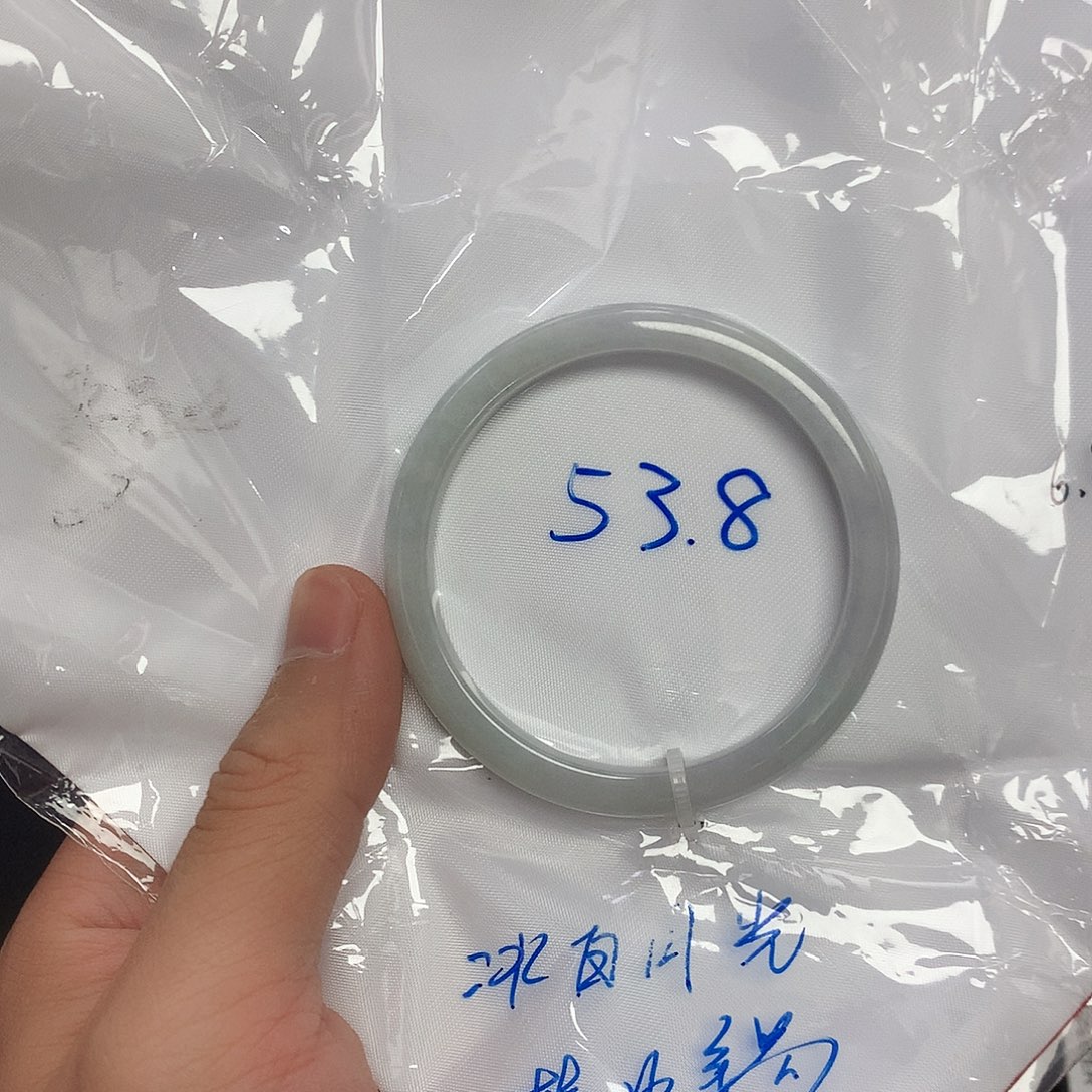 小***丶翡翠未镶嵌手镯53.8