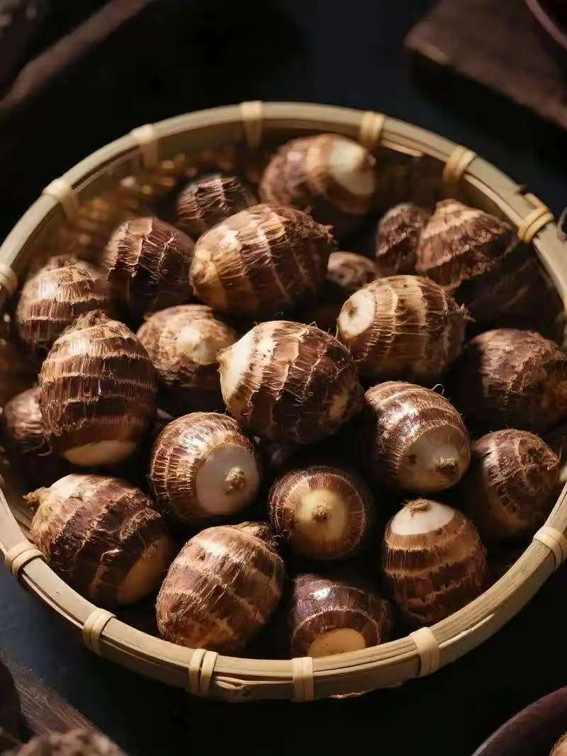 农家自种新鲜小芋头粉面香糯应季现挖