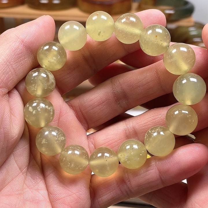 蛇纹石玉手链未镶嵌