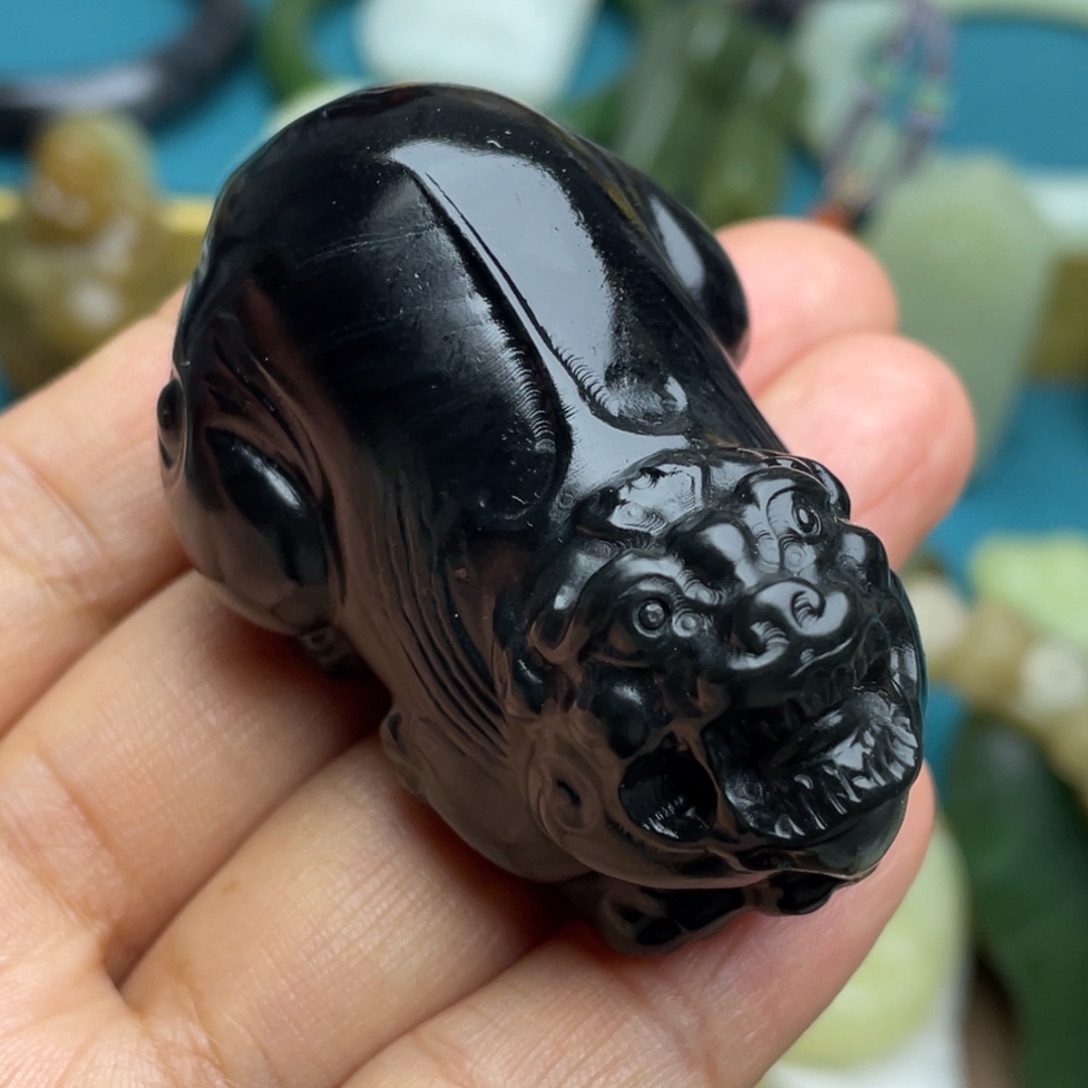 和田玉颈饰未镶嵌不退不换