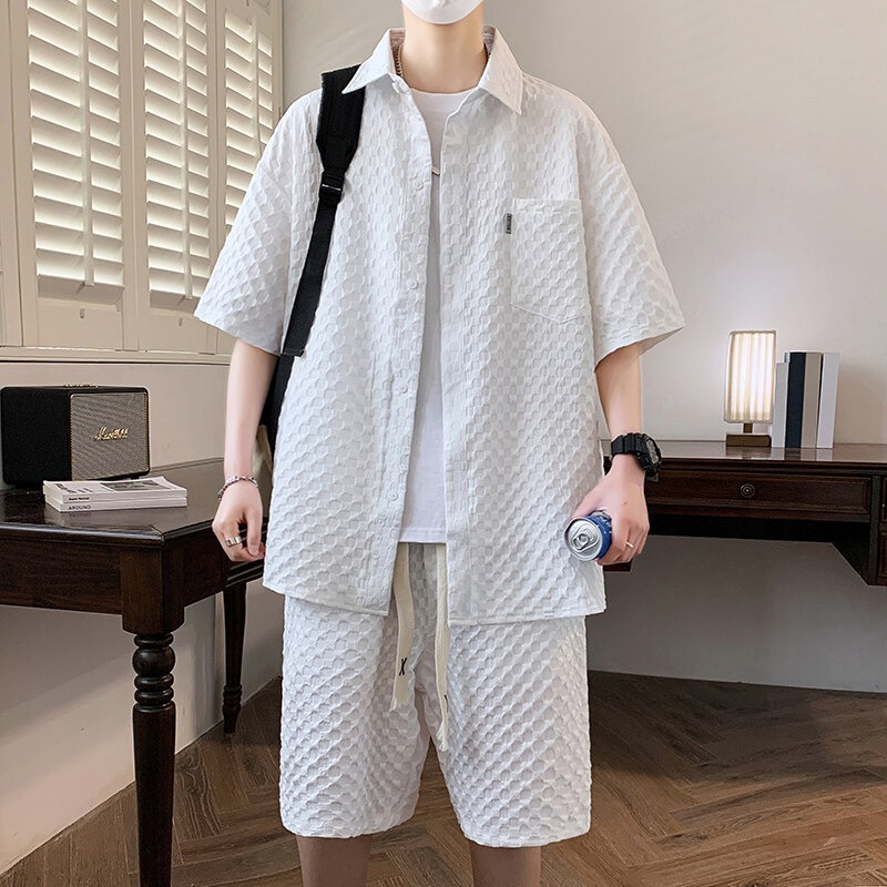 夏季冰丝套装男宽松休闲薄款短袖衬衫短裤男装帅气时尚百搭两件套