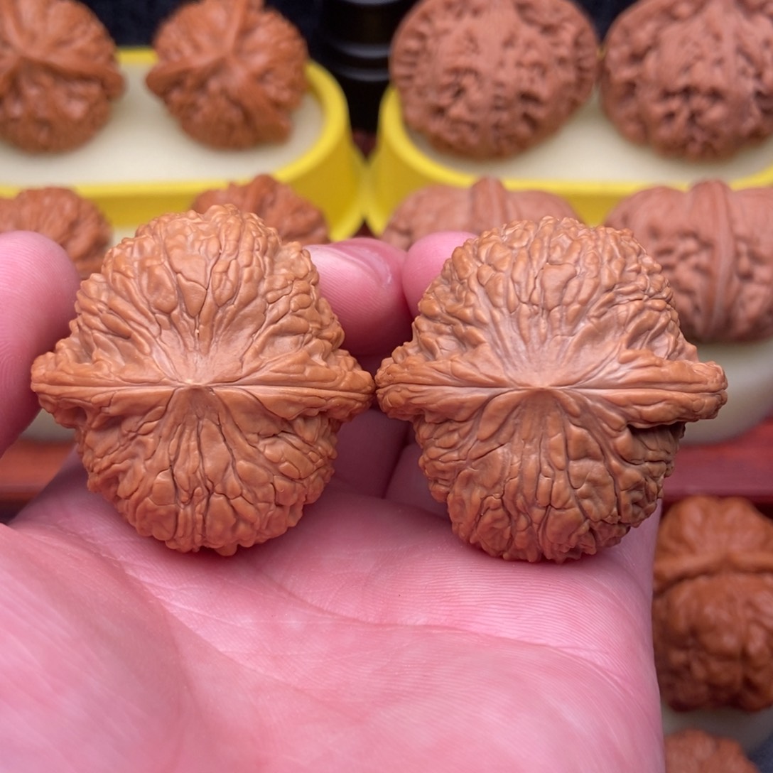 文玩核桃把件毕业泥鳅背41