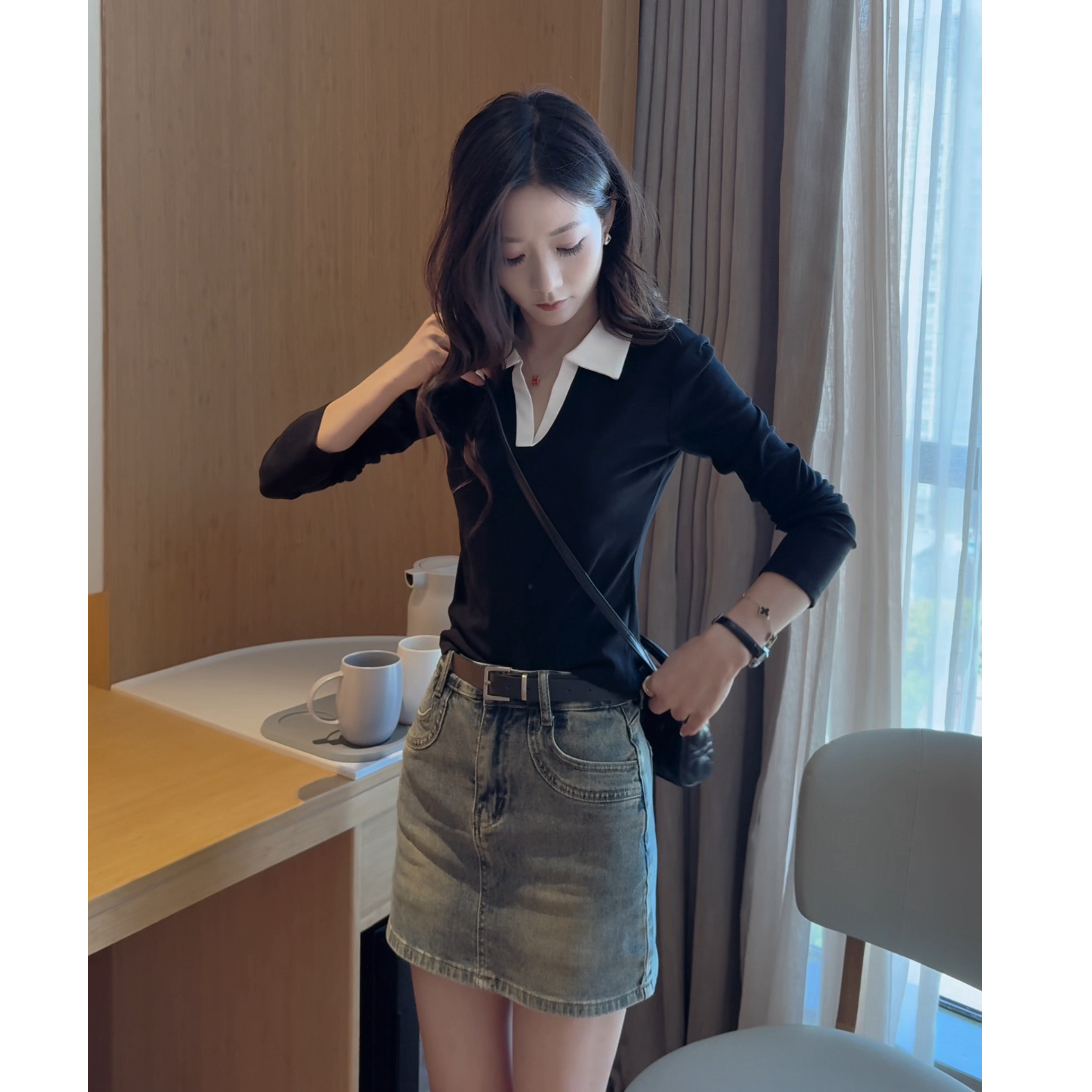 polo领长袖t恤女秋季2025新款设计感小众翻领正肩上衣+高腰牛仔裙