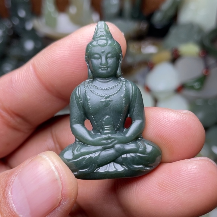 和田玉颈饰未镶嵌田