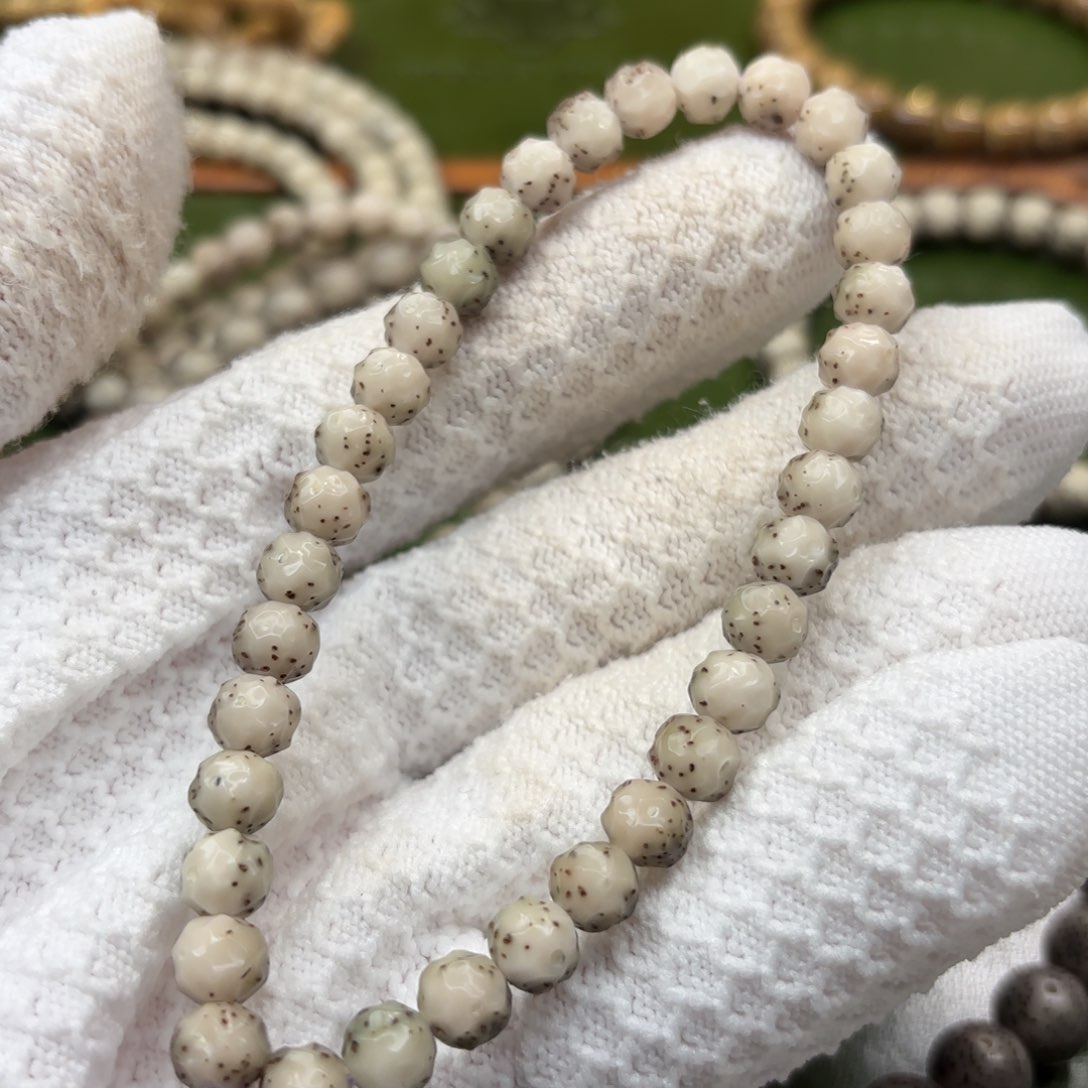 星月菩提吊坠卡7玉化料二次圆单金手持