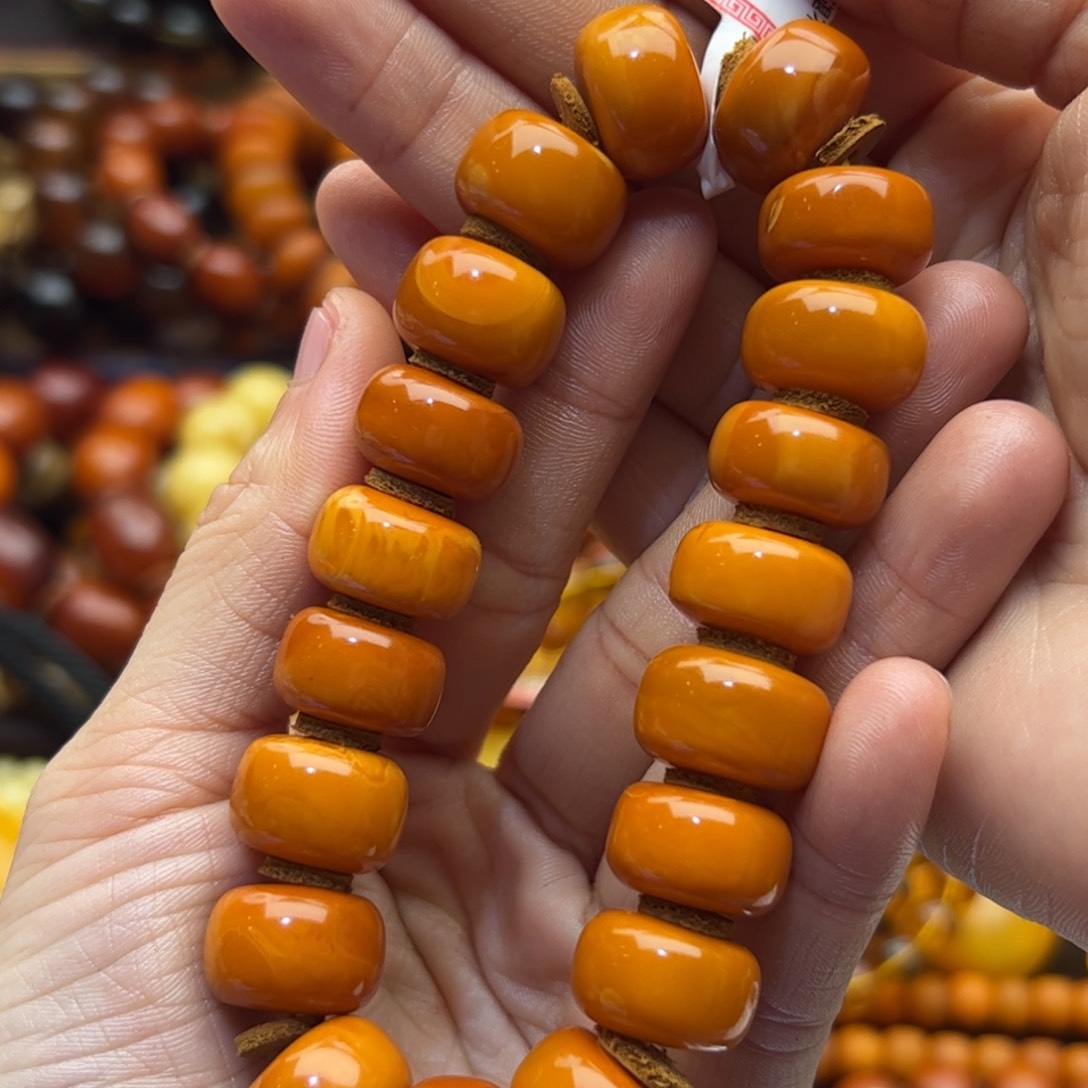 琥珀珠宝奇石未镶嵌