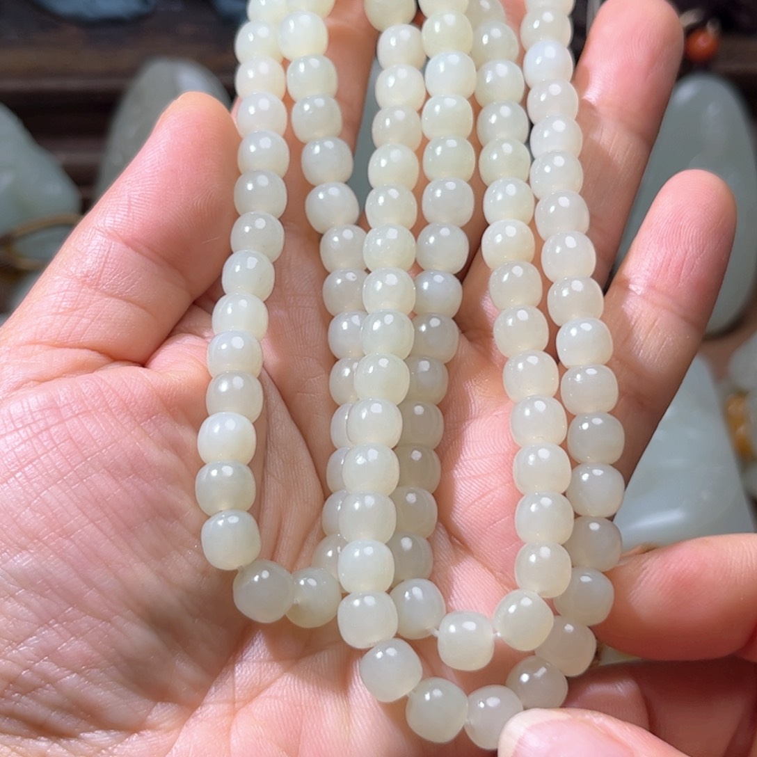 和田玉未镶嵌颈饰任*材