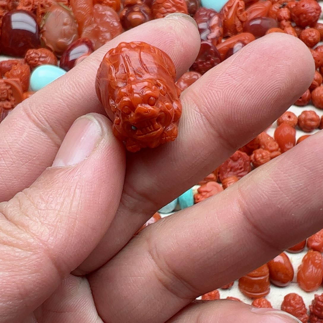 南红玛瑙配饰未镶嵌