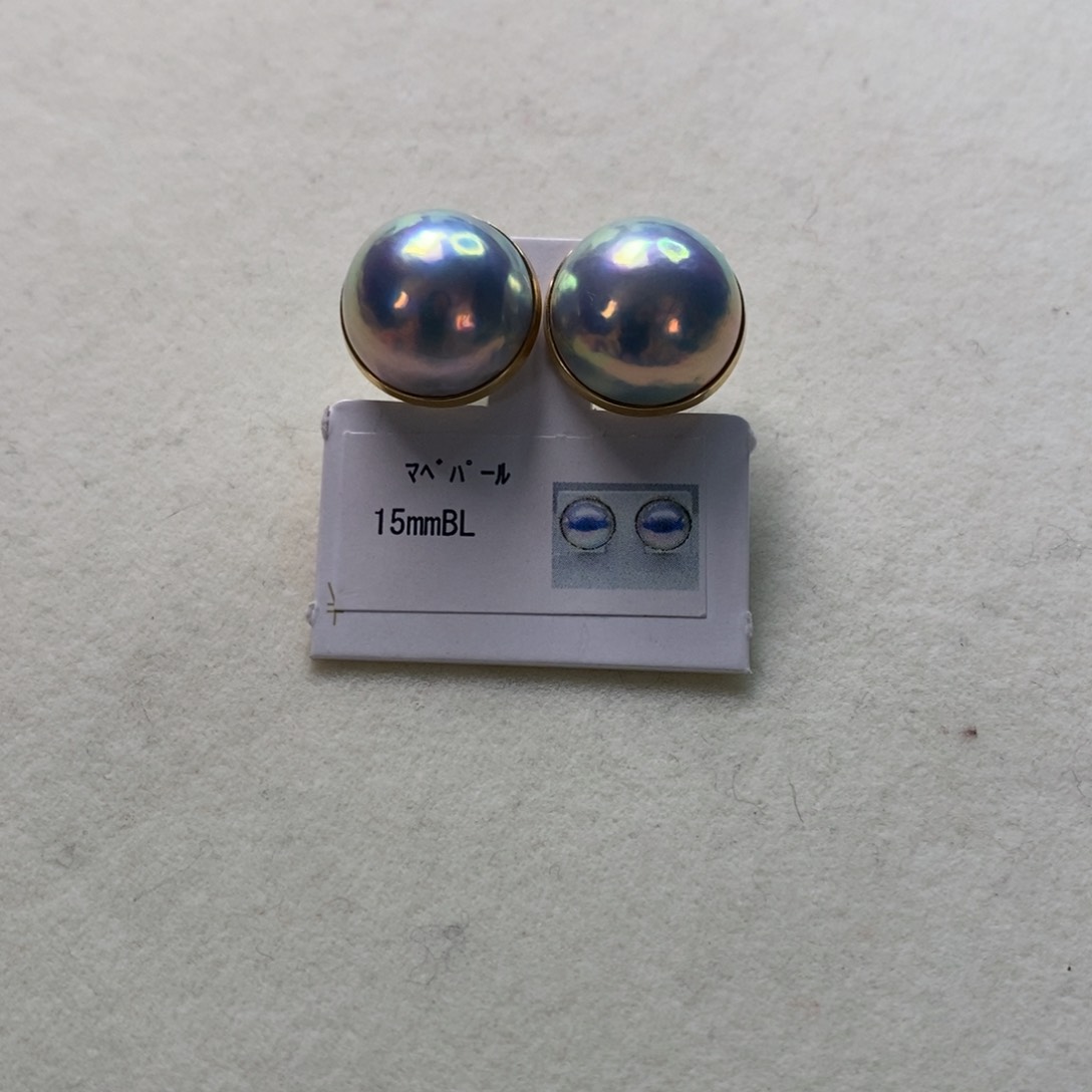 拼合珍珠（马贝珠）耳饰18K金镶嵌