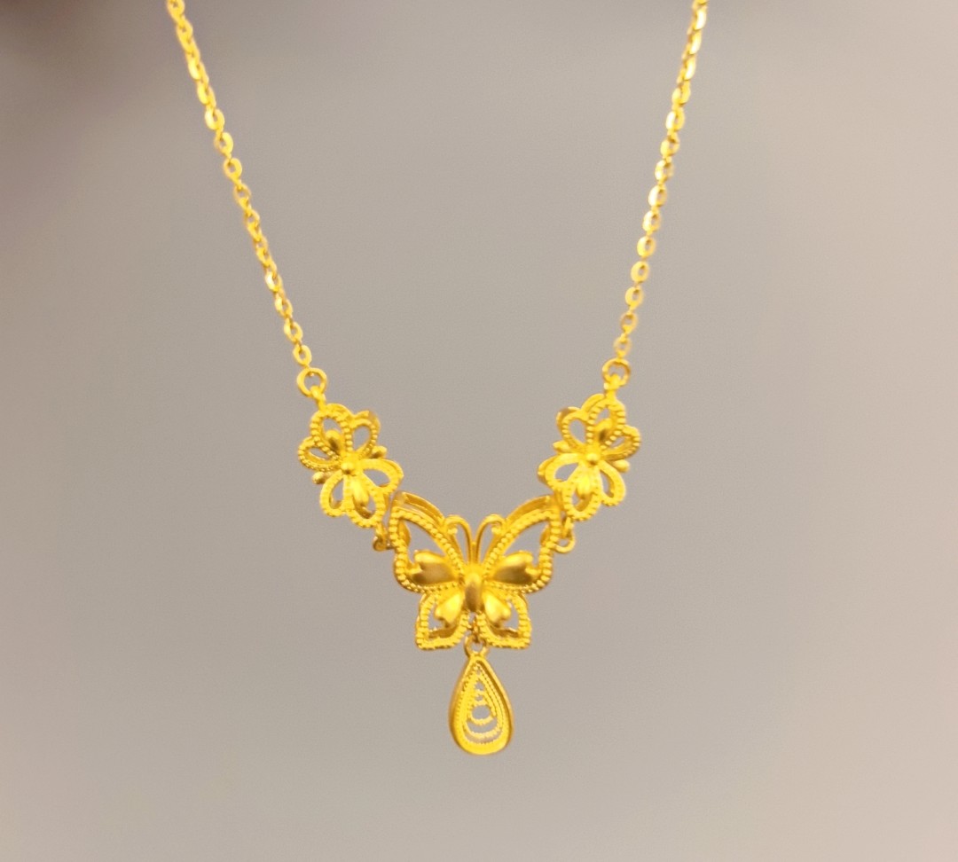 不支持七天无理由【镂空蝴蝶黄金项链】足金999 