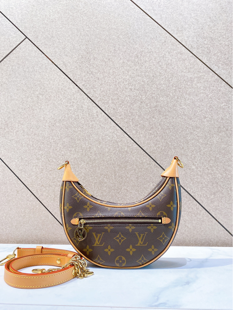 99新 LouisVuitton/路易威登 帝爵倩姐直播专享/老花月亮单肩包
