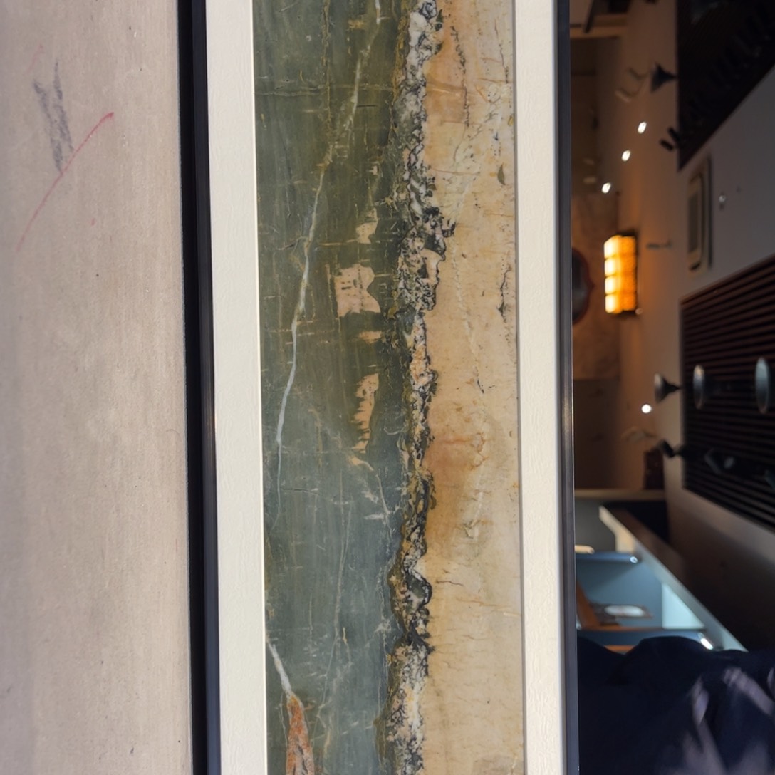 彩石54/18 三峡清江画面石