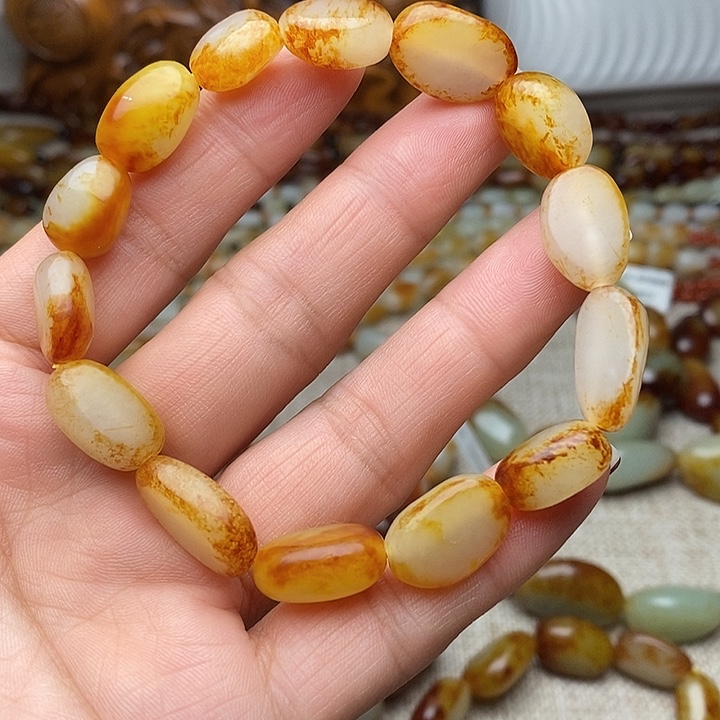 和田玉未镶嵌手链