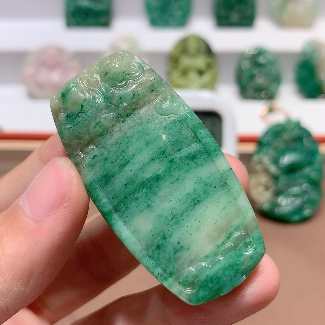 独山玉挂件未镶嵌