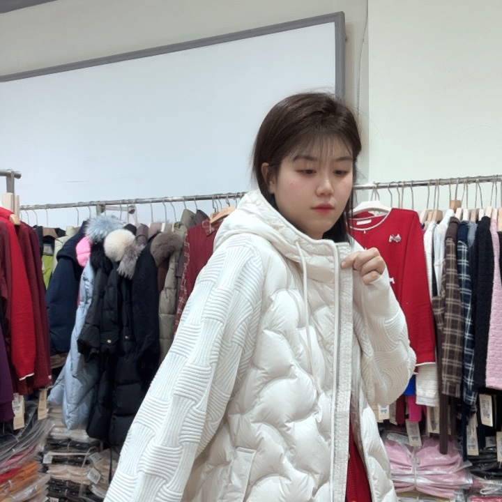 鑫***金芮娜依莲芮娜依莲