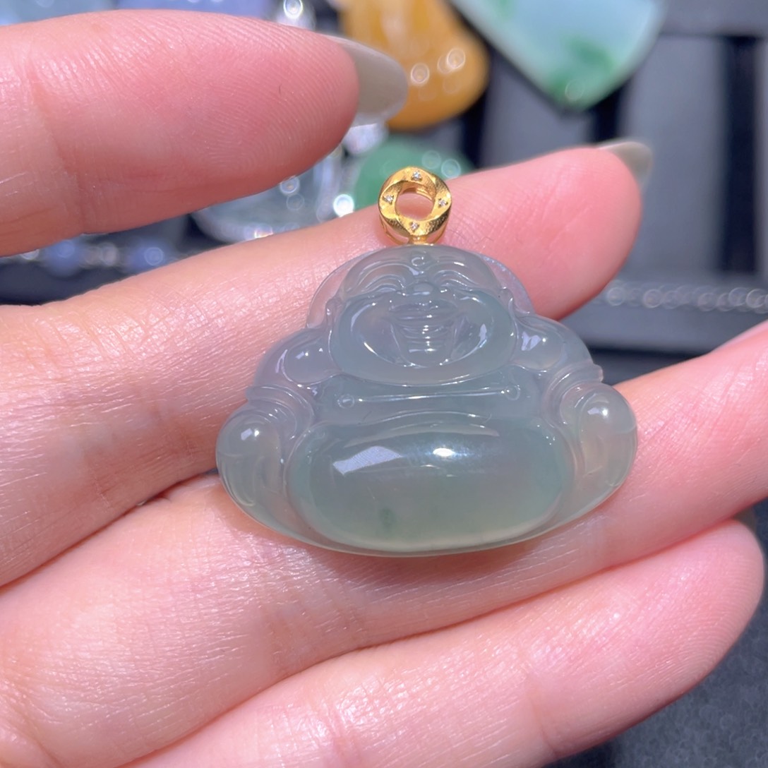 颈饰18K金镶嵌翡翠翡翠