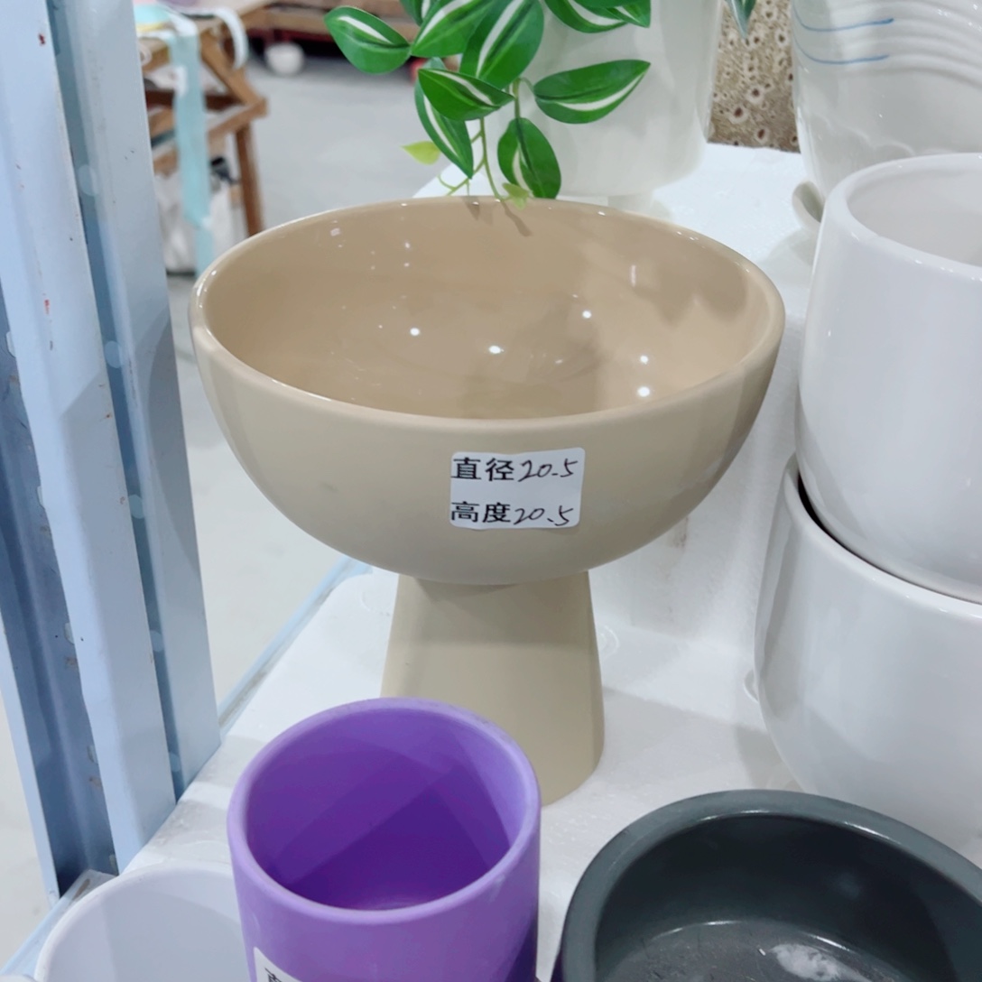 有孔，陶瓷花盆满10米包邮发货