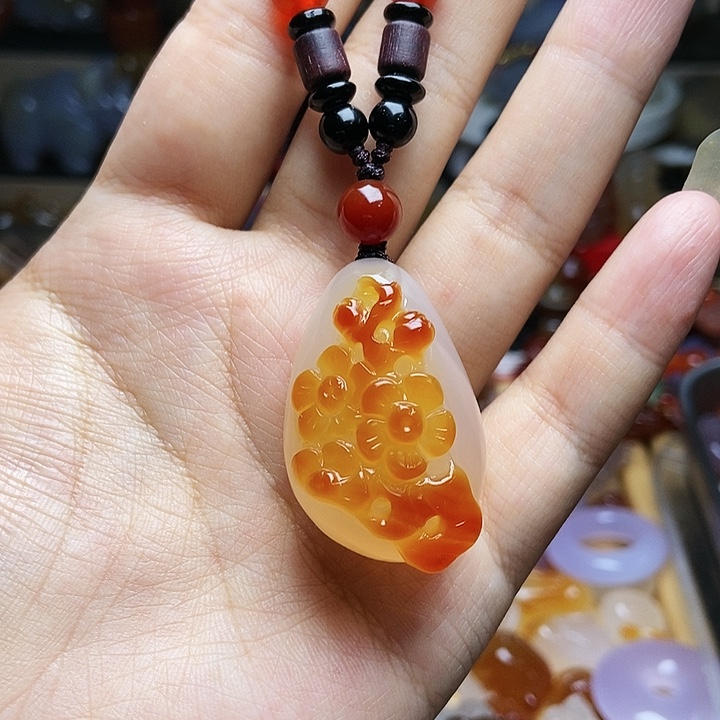 未镶嵌颈饰玛瑙/玉髓