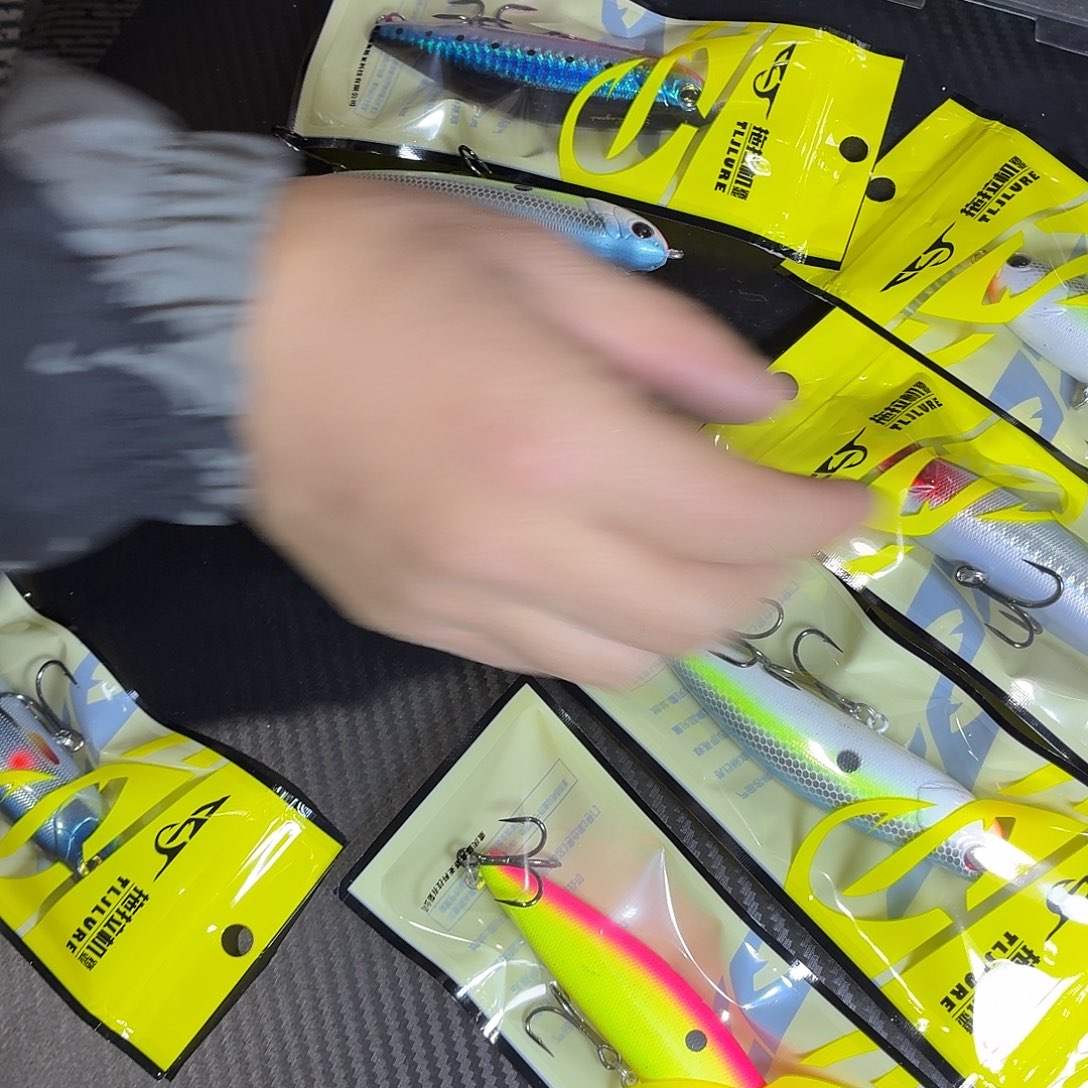 蓝***狗H155-全部颜色随机