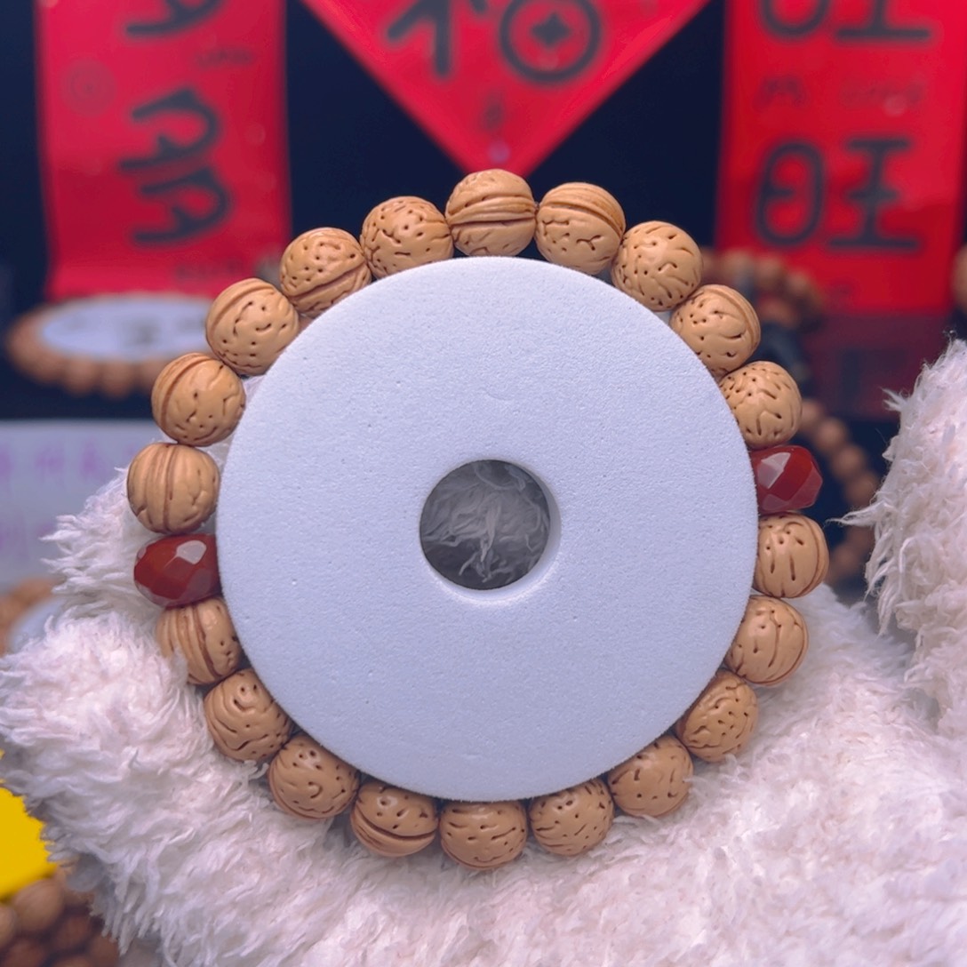 桃核手串1.0加奶油一根汀