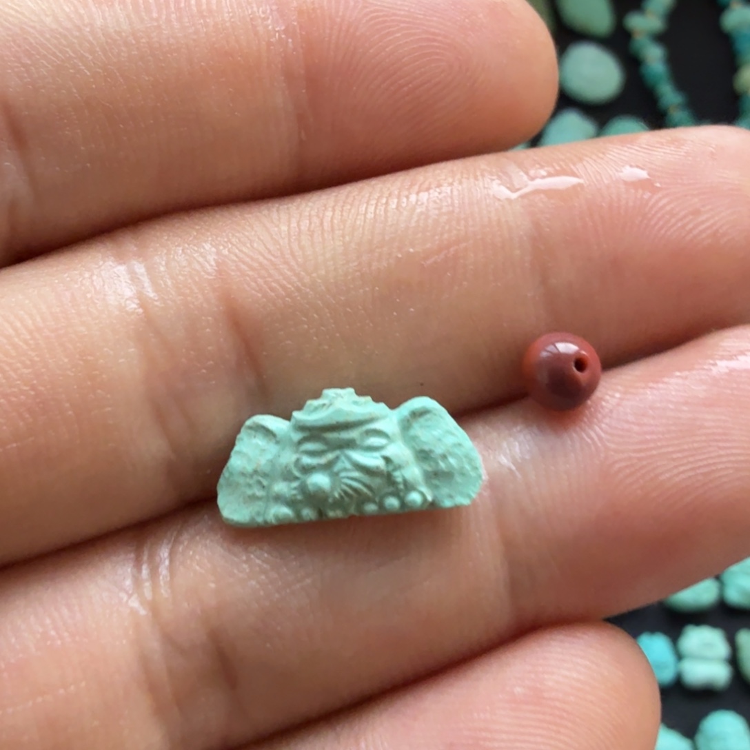 南红玛瑙未镶嵌珠宝奇石