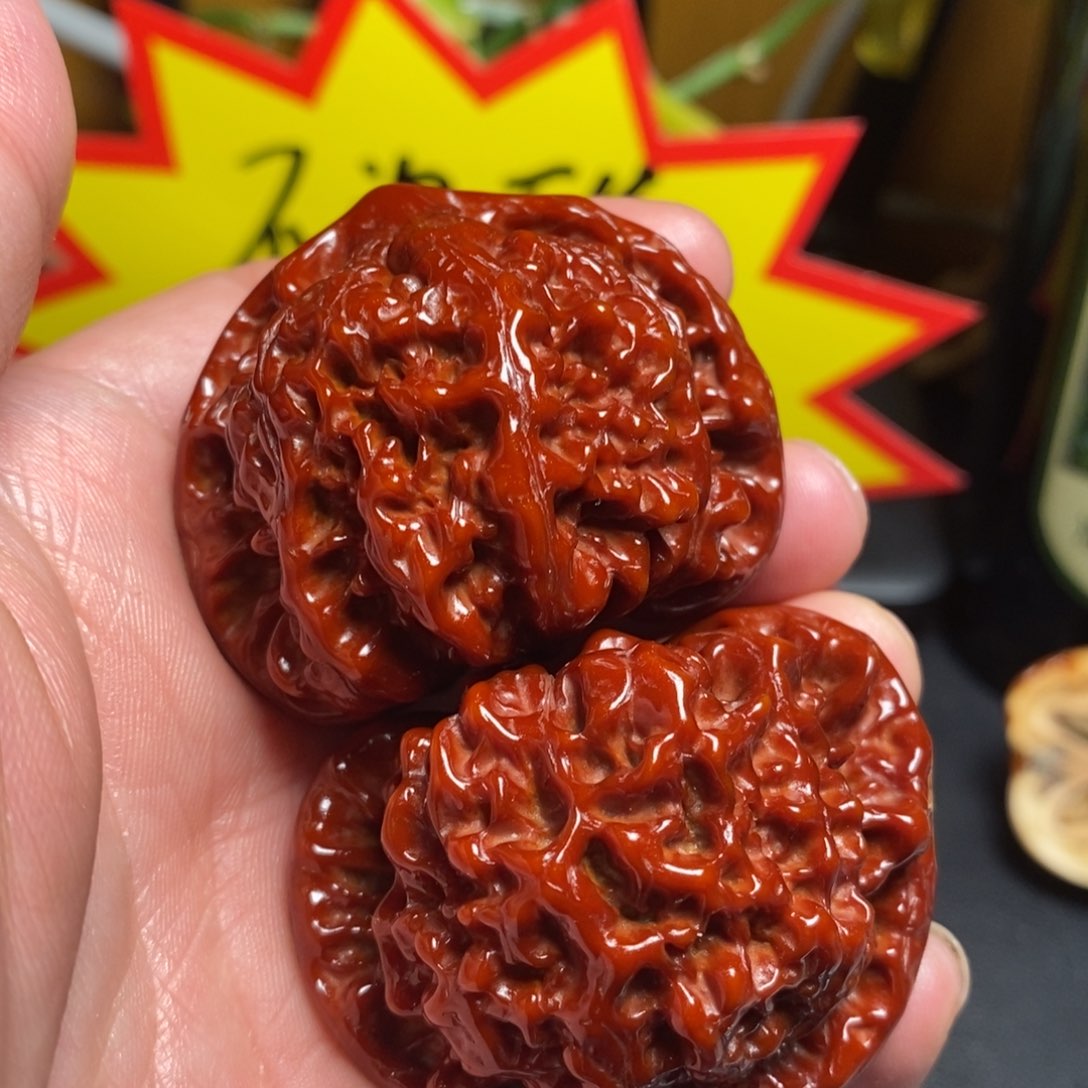 文玩核桃吊坠48官帽