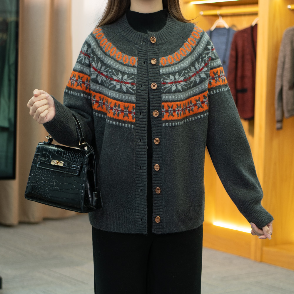 2025秋冬新时尚宽松百搭外搭复古外套显瘦针织衫2512-127