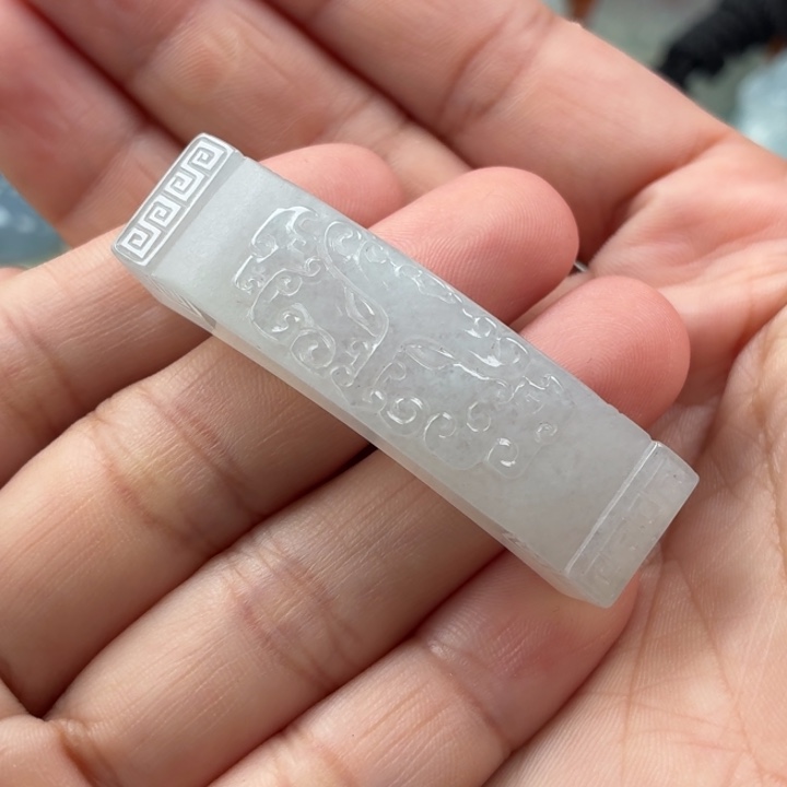 翡翠未镶嵌颈饰天然翡翠a货