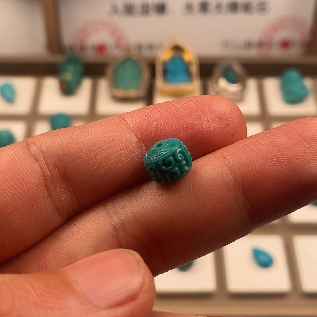 绿松石车挂未镶嵌画****骨