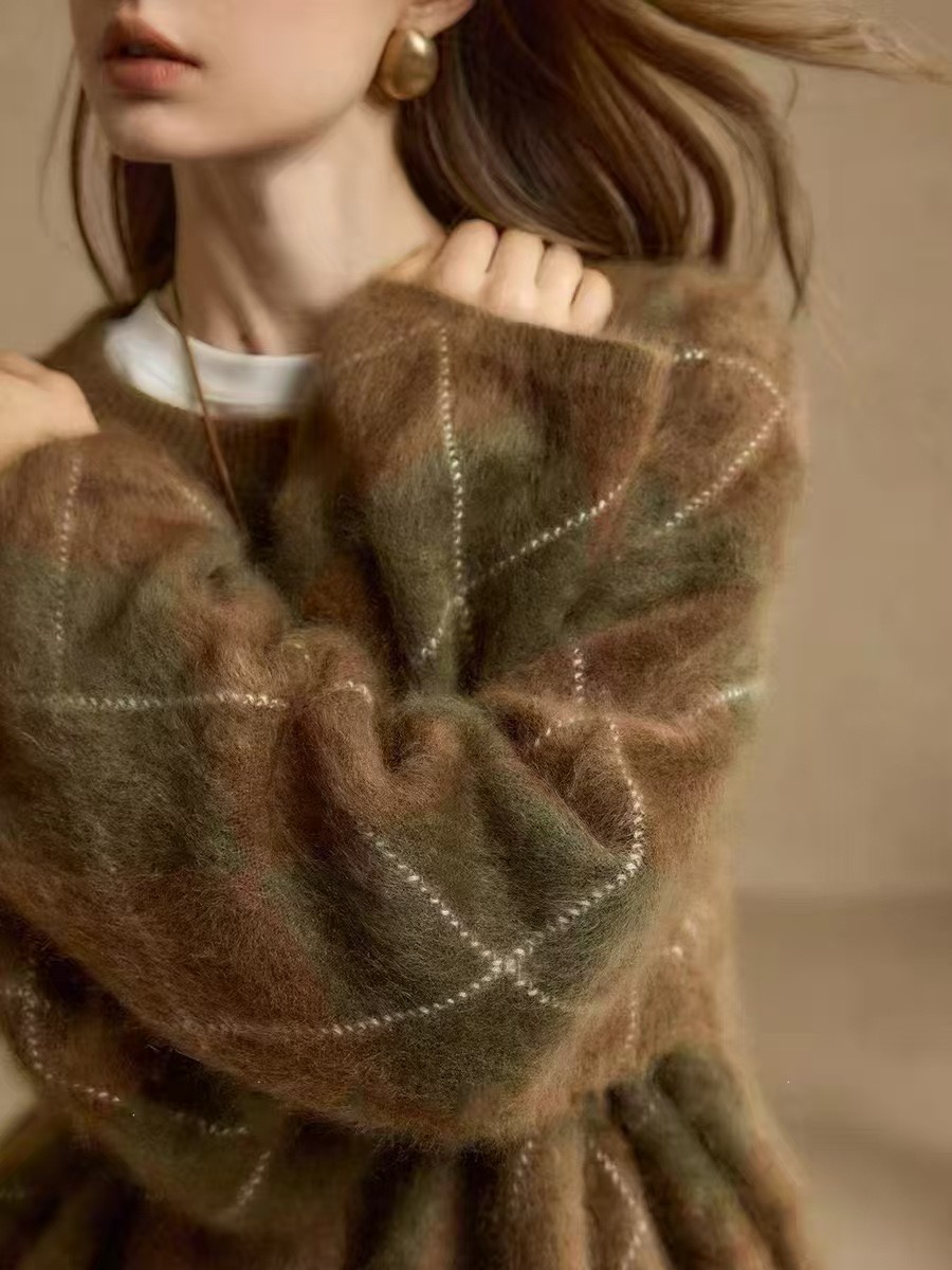 【迷雾森林】康赛妮100%纯山羊绒圆领加厚菱格拉绒上衣时尚